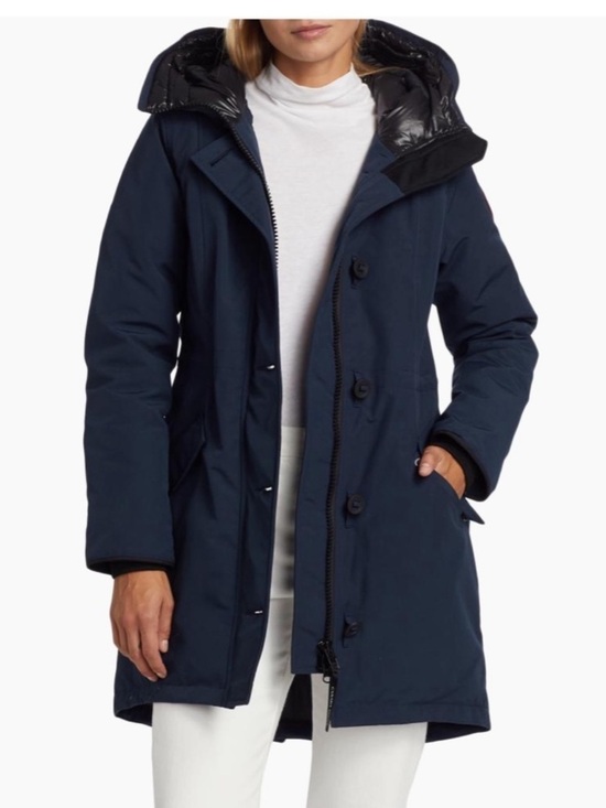 Canada Goose Jackets & Blazers - NWT New Canada Goose Rossclair Parka in Navy Blue Size Small